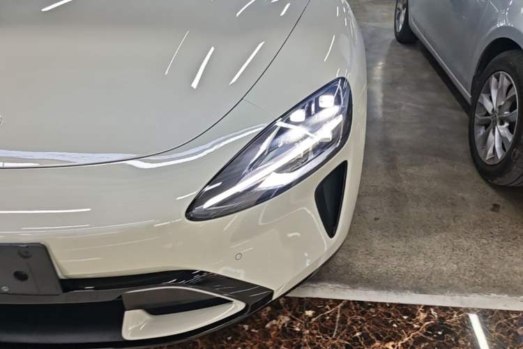 Used Xiaomi Auto SU7 2024 Rear-Drive Long-Range Intelligent Driving Version Left Front Headlight