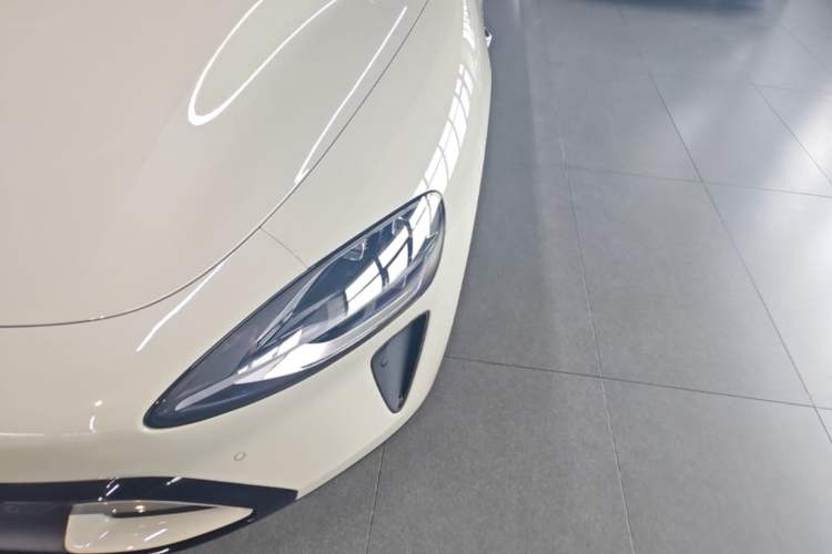 Used Xiaomi Auto SU7 2024 Four-Wheel-Drive Max Founder's Edition Left Front Headlight