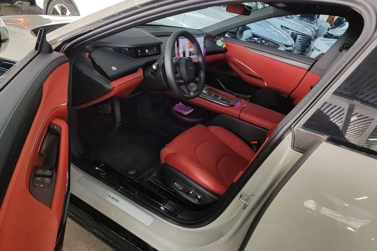 Used Xiaomi Auto SU7 2024 Rear-Drive Long-Range Intelligent Driving Version Left Front Seat