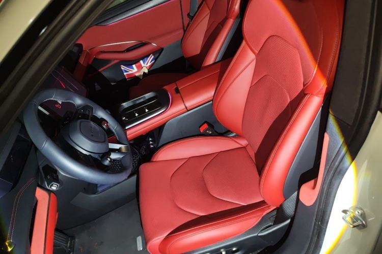 Used Xiaomi Auto SU7 2024 Rear-Drive Long-Range Intelligent Driving Version Left Front Seat
