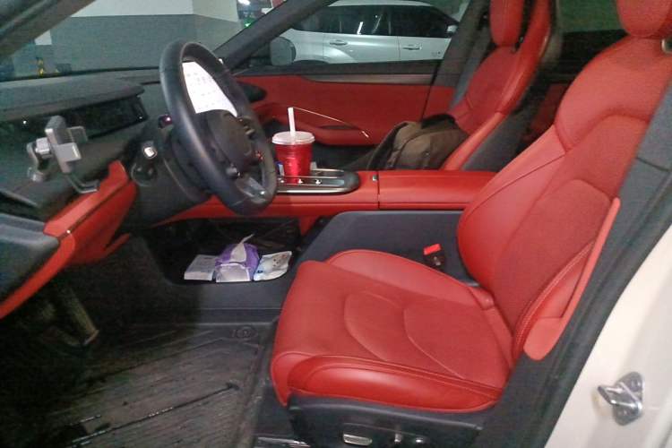 Used Xiaomi Auto SU7 2024 Rear-Drive Long-Range Intelligent Driving Version Left Front Seat