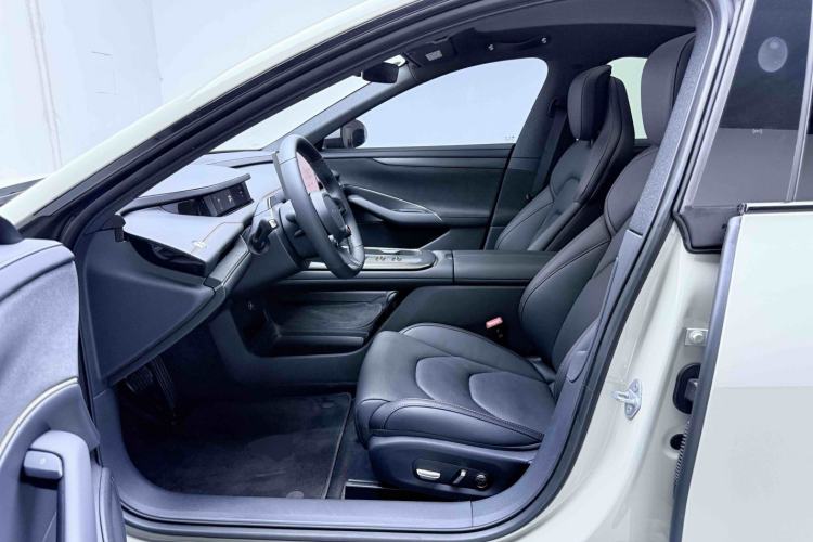 Used Xiaomi Auto SU7 2024 Rear-Drive Long-Range Intelligent Driving Version Left Front Seat