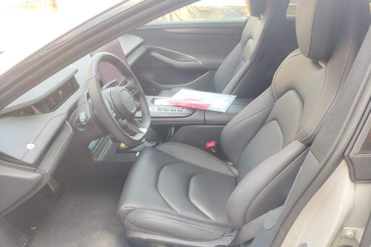 Used Xiaomi Auto SU7 2024 Four-Wheel Drive Ultra-Long Range Advanced Intelligent Driving Max Edition Left Front Seat