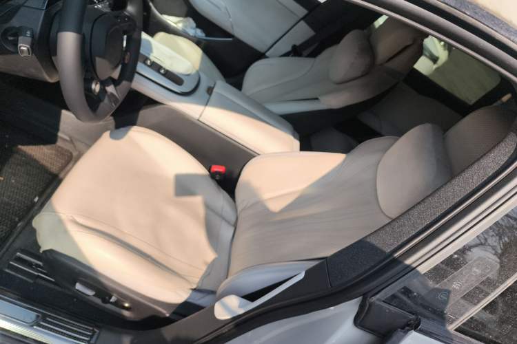 Used Xiaomi Auto SU7 2024 Rear-Drive Long-Range Intelligent Driving Version Left Front Seat