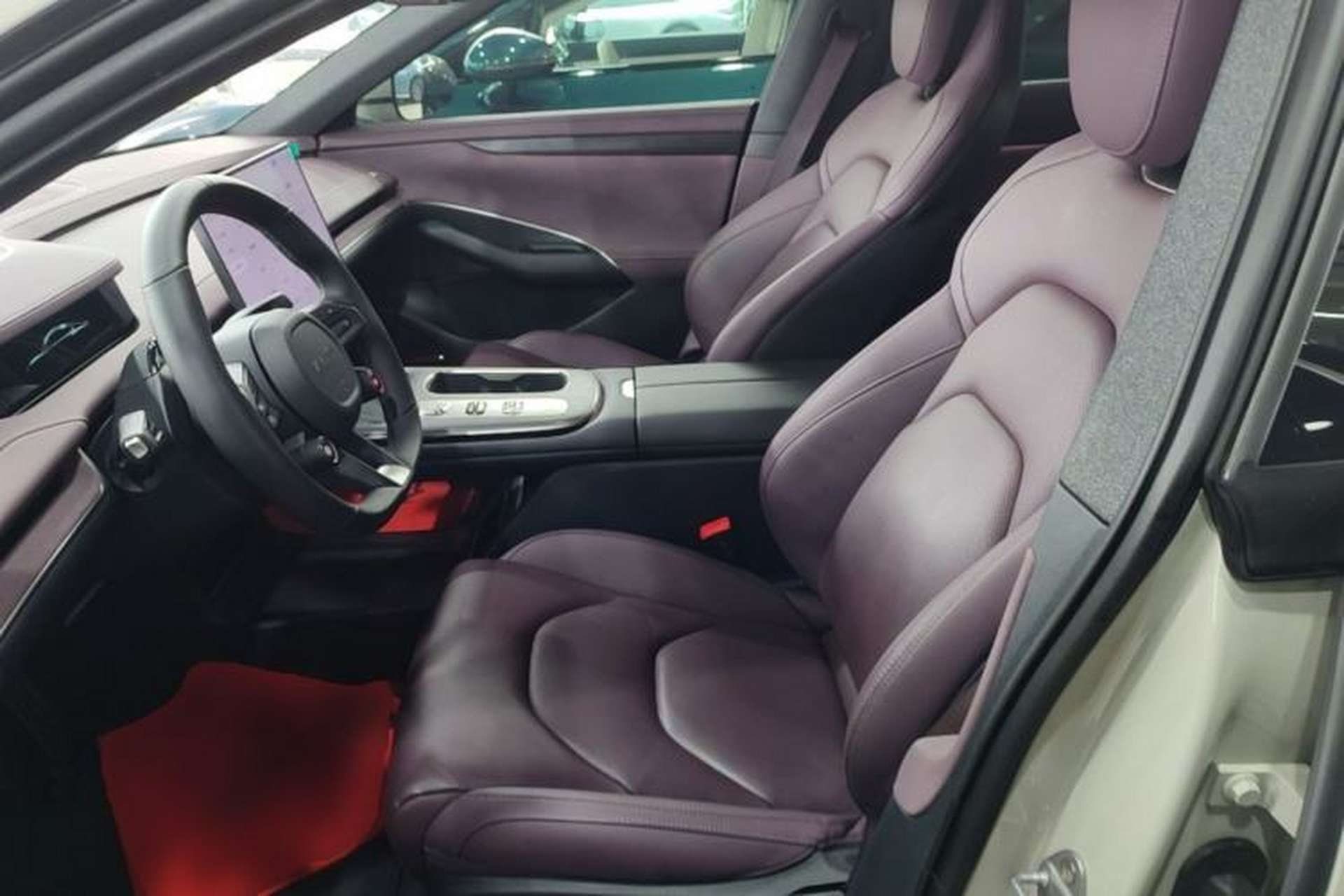 Used Xiaomi Auto SU7 2024 Rear-Drive Long-Range Intelligent Driving Version Left Front Seat