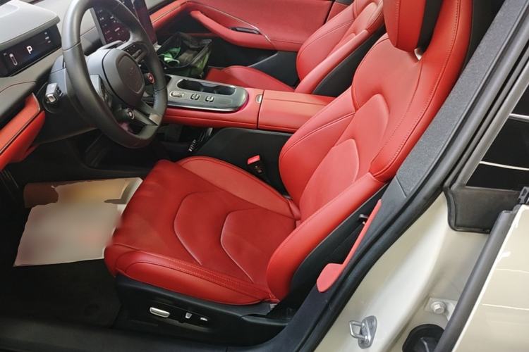 Used Xiaomi Auto SU7 2024 Rear-Drive Long-Range Intelligent Driving Version Left Front Seat