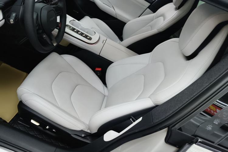 Used Xiaomi Auto SU7 2024 Rear-Drive Ultra-Long Range Advanced Pro-Level Intelligent Driving Version Left Front Seat