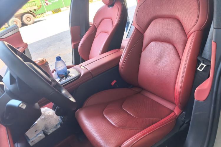 Used Xiaomi Auto SU7 2024 Rear-Drive Ultra-Long Range Advanced Pro-Level Intelligent Driving Version Left Front Seat