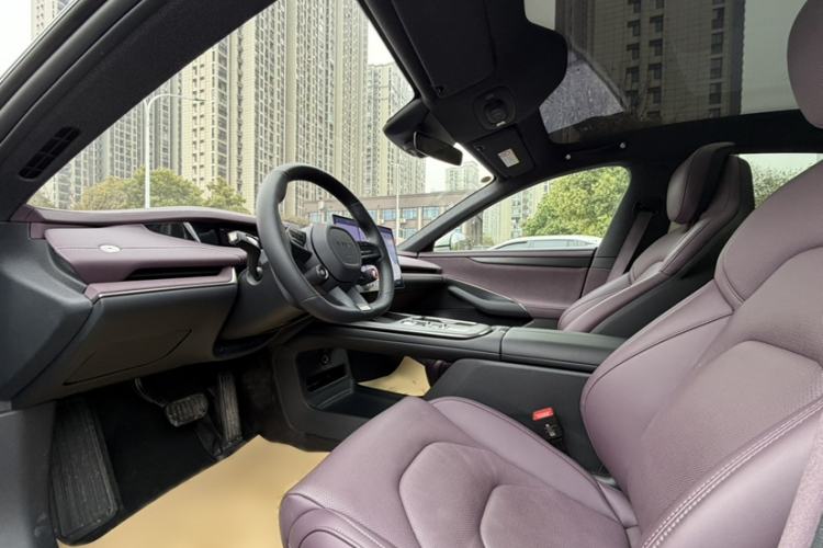 Used Xiaomi Auto SU7 2024 Rear-Drive Ultra-Long Range Advanced Pro-Level Intelligent Driving Version Left Front Seat