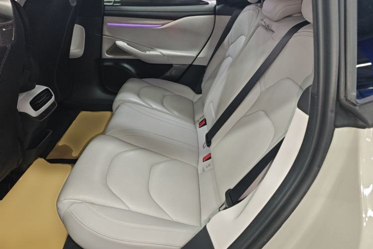 Used Xiaomi Auto SU7 2024 Four-Wheel Drive Ultra-Long Range Advanced Intelligent Driving Max Edition Left Rear Seat