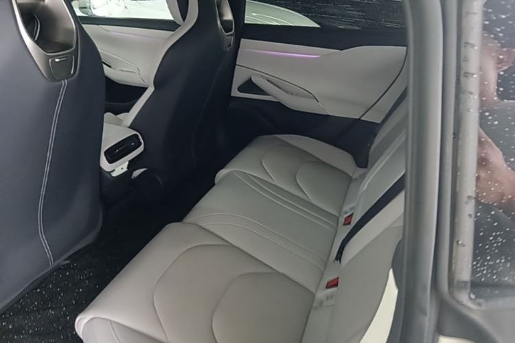 Used Xiaomi Auto SU7 2024 Four-Wheel-Drive Max Founder's Edition Left Rear Seat