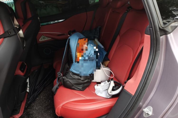 Used Xiaomi Auto SU7 2024 Four-Wheel-Drive Max Founder's Edition Left Rear Seat