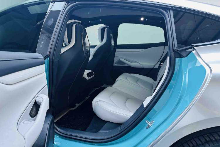 Used Xiaomi Auto SU7 2024 Four-Wheel-Drive Max Founder's Edition Left Rear Seat