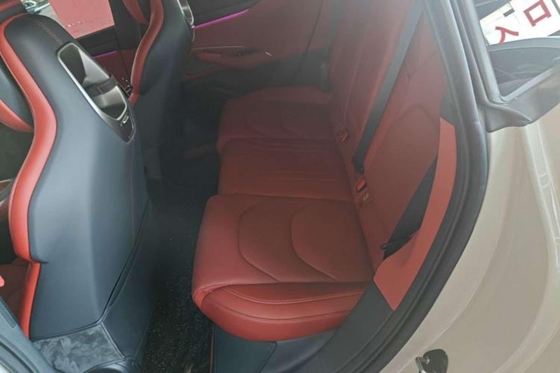 Used Xiaomi Auto SU7 2024 Rear-Drive Long-Range Intelligent Driving Version Left Rear Seat