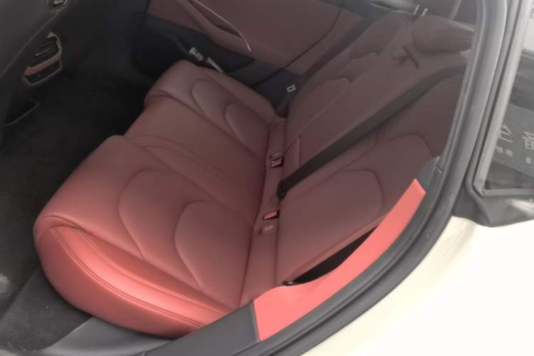 Used Xiaomi Auto SU7 2024 Rear-Drive Standard Founder Edition Left Rear Seat