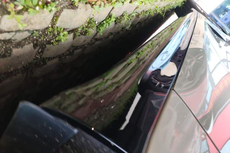 Used Xiaomi Auto SU7 2024 Rear-Drive Long-Range Intelligent Driving Version Left Side Sill