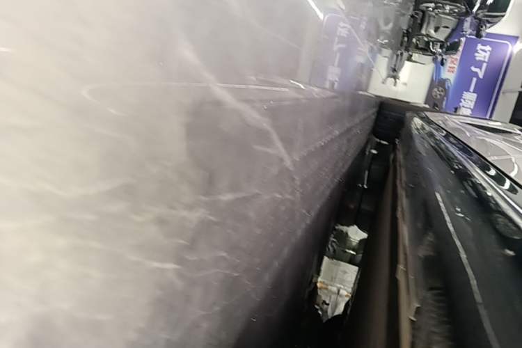 Used Xiaomi Auto SU7 2024 Four-Wheel-Drive Max Founder's Edition Left Side Sill