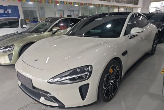 Used Xiaomi Auto SU7 2024 Four-Wheel Drive Ultra-Long Range Advanced Intelligent Driving Max Edition