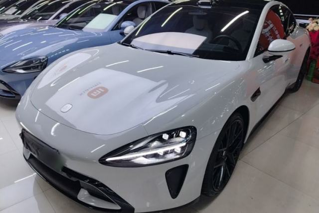 Used Xiaomi Auto SU7 2024 Four-Wheel Drive Ultra-Long Range Advanced Intelligent Driving Max Edition
