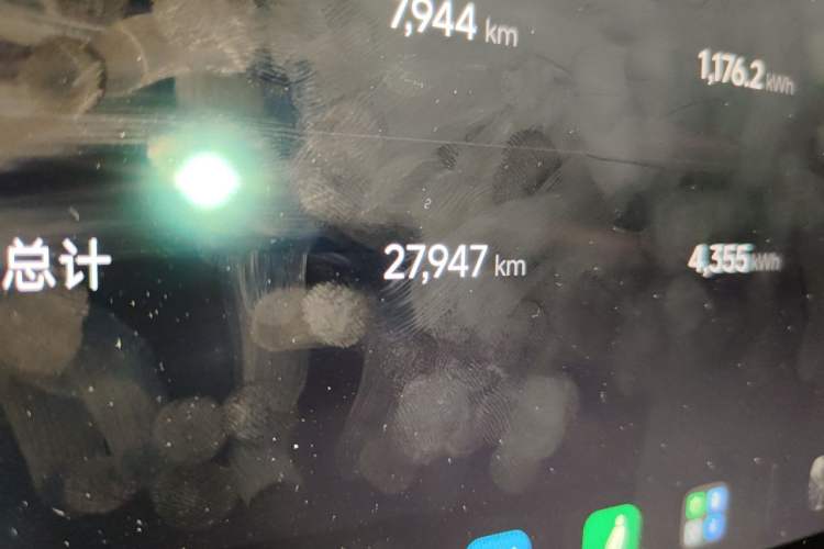 Used Xiaomi Auto SU7 2024 Rear-Drive Long-Range Intelligent Driving Version Odometer Close Up
