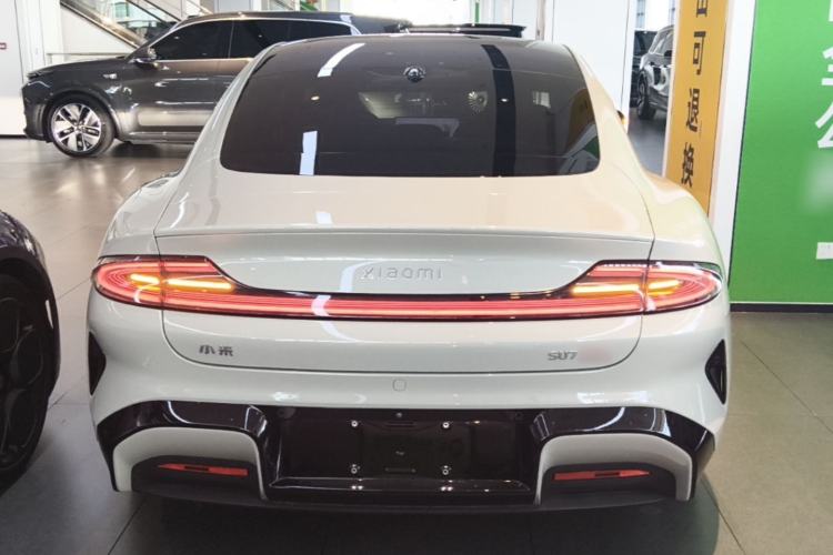 Used Xiaomi Auto SU7 2024 Four-Wheel Drive Ultra-Long Range Advanced Intelligent Driving Max Edition Rear