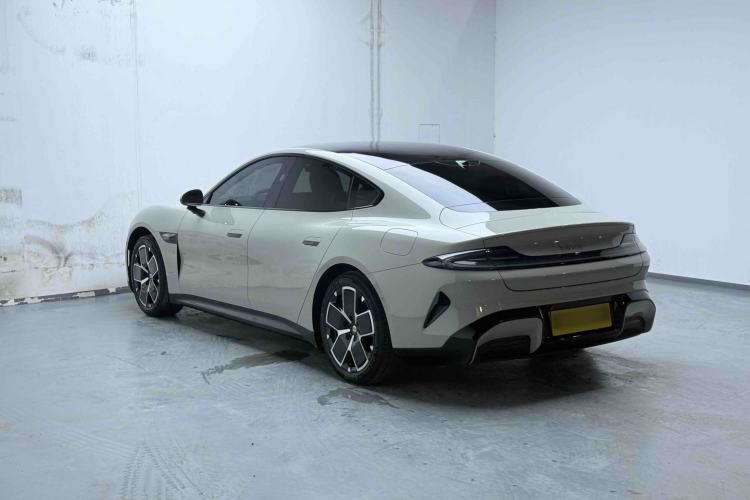 Used Xiaomi Auto SU7 2024 Rear-Drive Long-Range Intelligent Driving Version Rear Left 45 Deg