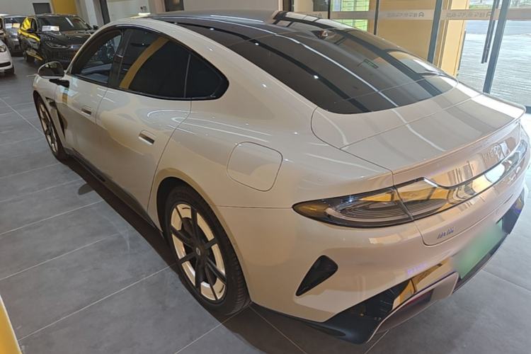 Used Xiaomi Auto SU7 2024 Rear-Drive Long-Range Intelligent Driving Version Rear Left 45 Deg