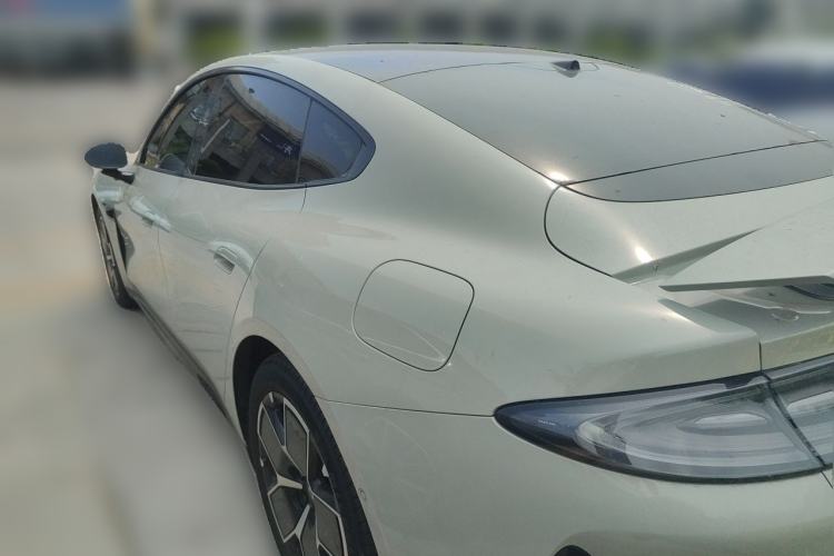 Used Xiaomi Auto SU7 2024 Rear-Drive Ultra-Long Range Advanced Pro-Level Intelligent Driving Version Rear Left 45 Deg