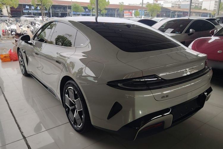 Used Xiaomi Auto SU7 2024 Rear-Drive Long-Range Intelligent Driving Version Rear Left 45 Deg