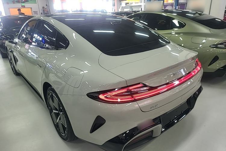 Used Xiaomi Auto SU7 2024 Rear-Drive Long-Range Intelligent Driving Version Rear Left 45 Deg