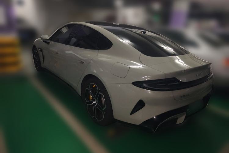 Used Xiaomi Auto SU7 2024 Four-Wheel Drive Ultra-Long Range Advanced Intelligent Driving Max Edition Rear Left 45 Deg