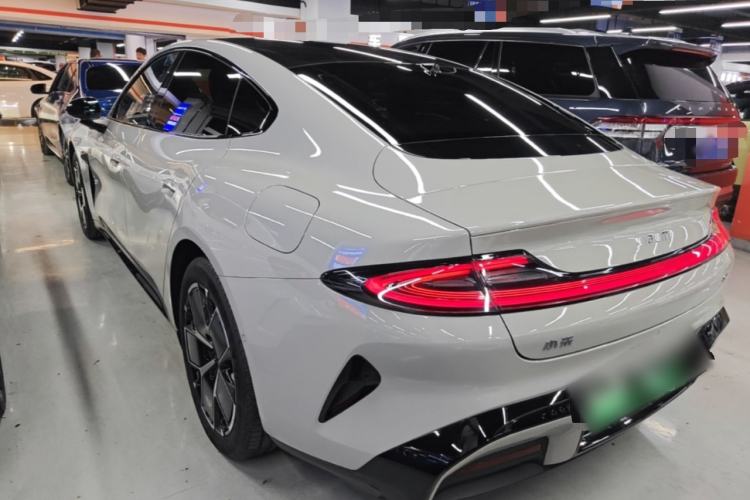 Used Xiaomi Auto SU7 2024 Rear-Drive Ultra-Long Range Advanced Pro-Level Intelligent Driving Version Rear Left 45 Deg