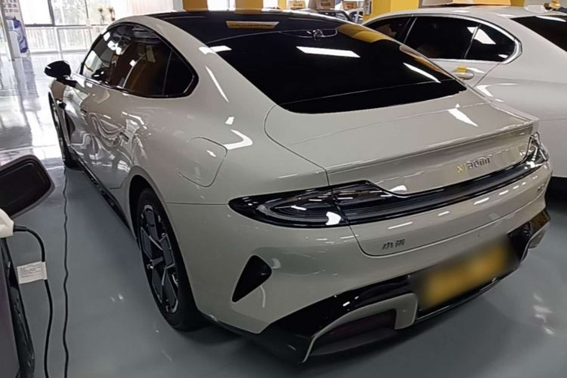 Used Xiaomi Auto SU7 2024 Rear-Drive Long-Range Intelligent Driving Version Rear Left 45 Deg