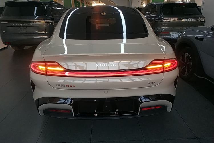 Used Xiaomi Auto SU7 2024 Rear-Drive Ultra-Long Range Advanced Pro-Level Intelligent Driving Version Rear