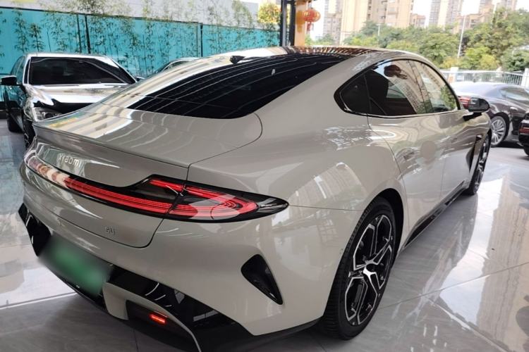Used Xiaomi Auto SU7 2024 Four-Wheel Drive Ultra-Long Range Advanced Intelligent Driving Max Edition Rear Right 45 Deg