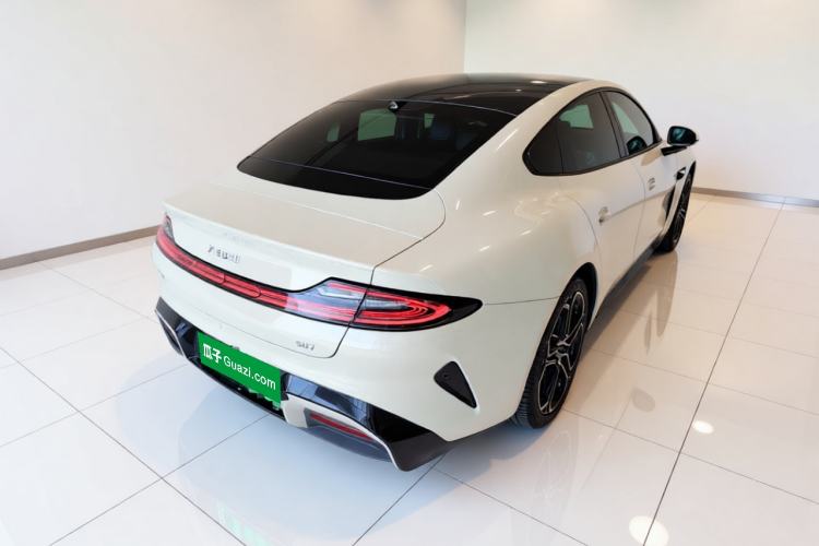 Used Xiaomi Auto SU7 2024 Rear-Drive Long-Range Intelligent Driving Version Rear Right 45 Deg