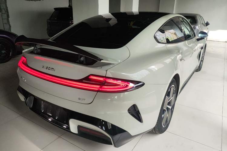 Used Xiaomi Auto SU7 2024 Rear-Drive Ultra-Long Range Advanced Pro-Level Intelligent Driving Version Rear Right 45 Deg