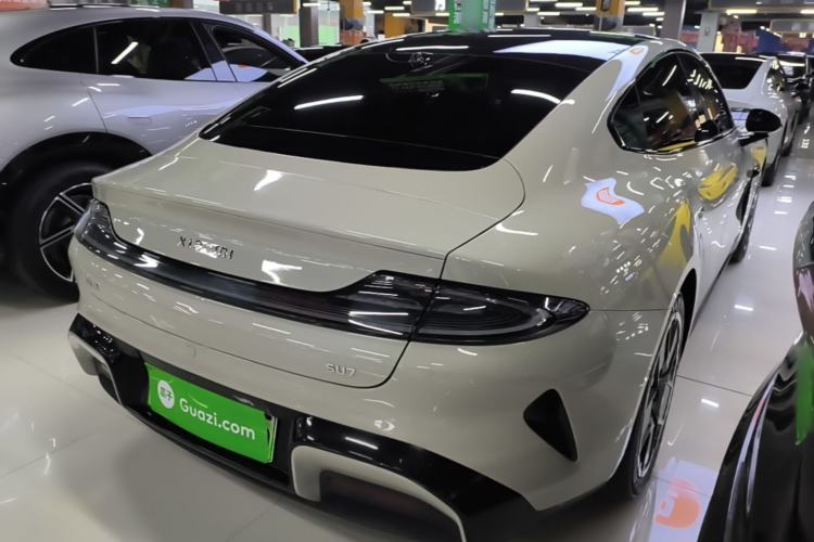 Used Xiaomi Auto SU7 2024 Rear-Drive Long-Range Intelligent Driving Version Rear Right 45 Deg
