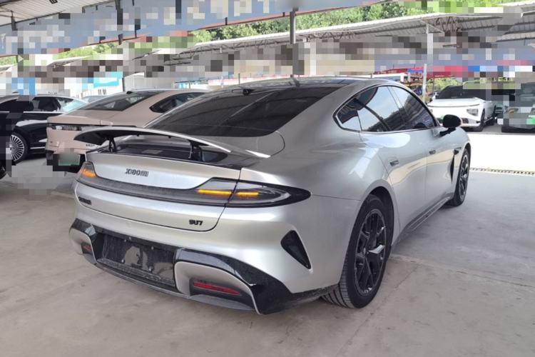 Used Xiaomi Auto SU7 2024 Rear-Drive Ultra-Long Range Advanced Pro-Level Intelligent Driving Version Rear Right 45 Deg