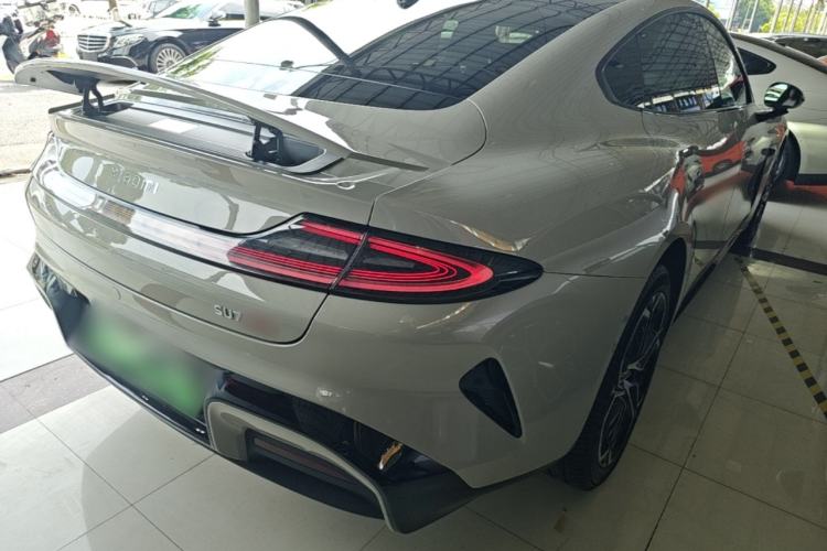 Used Xiaomi Auto SU7 2024 Four-Wheel Drive Ultra-Long Range Advanced Intelligent Driving Max Edition Rear Right 45 Deg