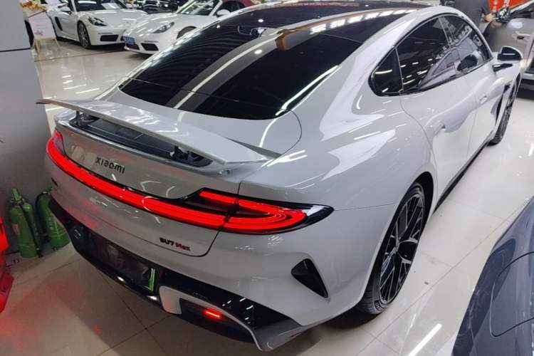 Used Xiaomi Auto SU7 2024 Four-Wheel Drive Ultra-Long Range Advanced Intelligent Driving Max Edition Rear Right 45 Deg