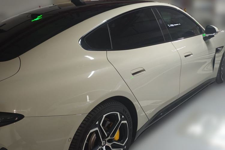 Used Xiaomi Auto SU7 2024 Four-Wheel Drive Ultra-Long Range Advanced Intelligent Driving Max Edition Rear Right 45 Deg