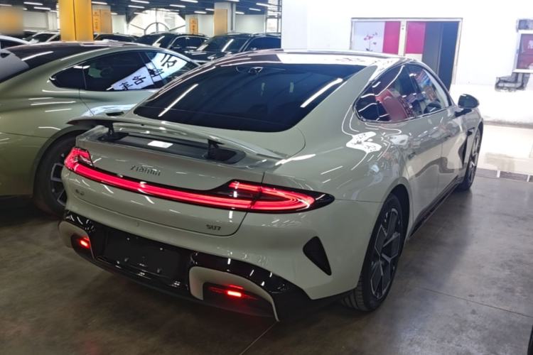 Used Xiaomi Auto SU7 2024 Rear-Drive Ultra-Long Range Advanced Pro-Level Intelligent Driving Version Rear Right 45 Deg