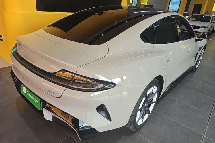 Used Xiaomi Auto SU7 2024 Rear-Drive Long-Range Intelligent Driving Version Rear Right 45 Deg