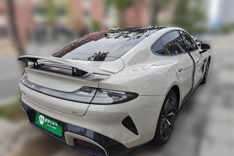 Used Xiaomi Auto SU7 2024 Rear-Drive Ultra-Long Range Advanced Pro-Level Intelligent Driving Version Rear Right 45 Deg