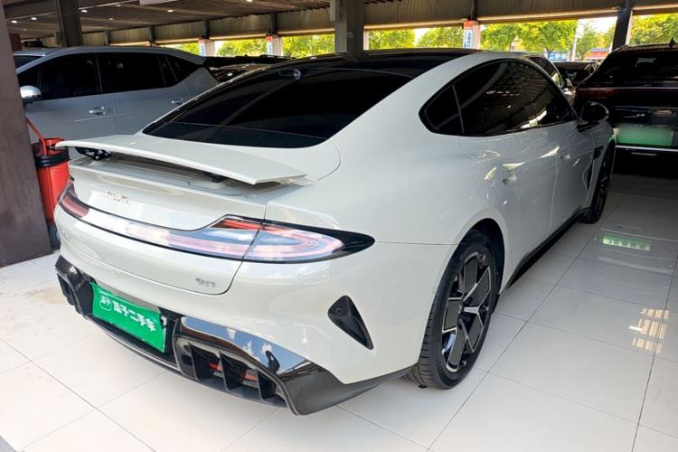 Used Xiaomi Auto SU7 2024 Rear-Drive Long-Range Intelligent Driving Version Rear Right 45 Deg
