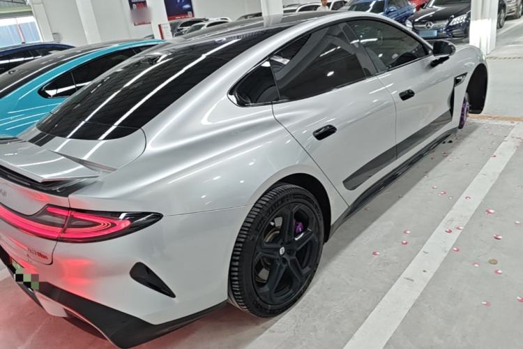 Used Xiaomi Auto SU7 2024 Four-Wheel Drive Ultra-Long Range Advanced Intelligent Driving Max Edition Rear Right 45 Deg