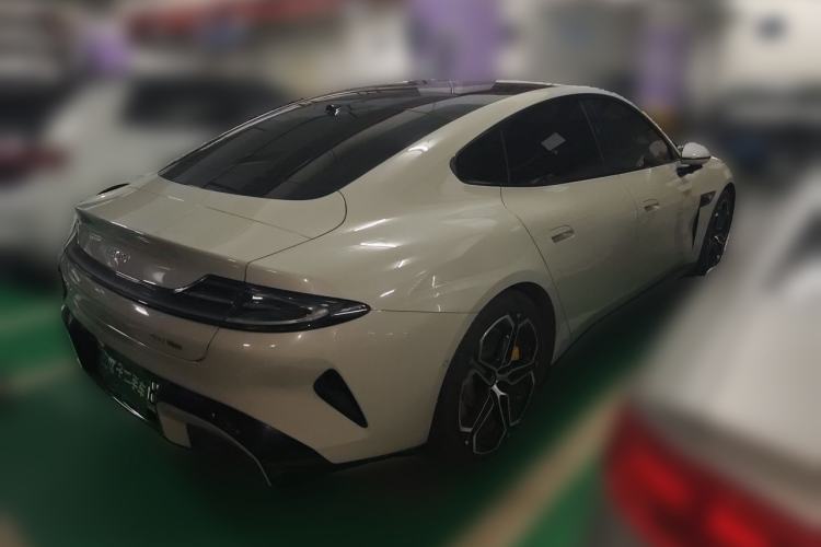 Used Xiaomi Auto SU7 2024 Four-Wheel Drive Ultra-Long Range Advanced Intelligent Driving Max Edition Rear Right 45 Deg