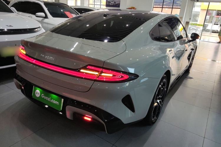 Used Xiaomi Auto SU7 2024 Rear-Drive Long-Range Intelligent Driving Version Rear Right 45 Deg