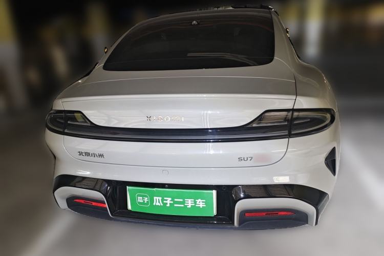 Used Xiaomi Auto SU7 2024 Four-Wheel Drive Ultra-Long Range Advanced Intelligent Driving Max Edition Rear